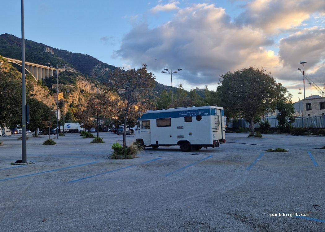 (84019) Salerno - 1 Via Ligea — foto 2