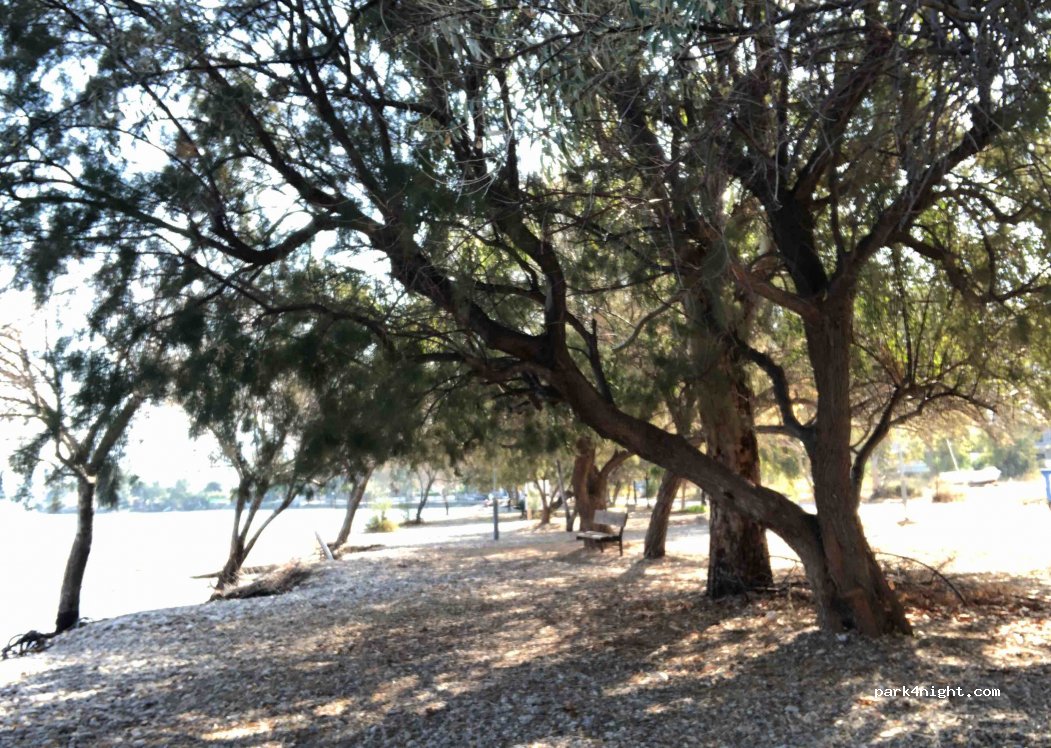 (251 00) Rodia - Unnamed Road — foto