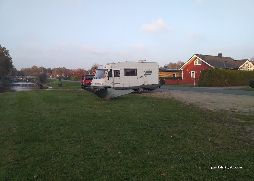 (26639) Wiesmoor - 144 Schulstraße — foto