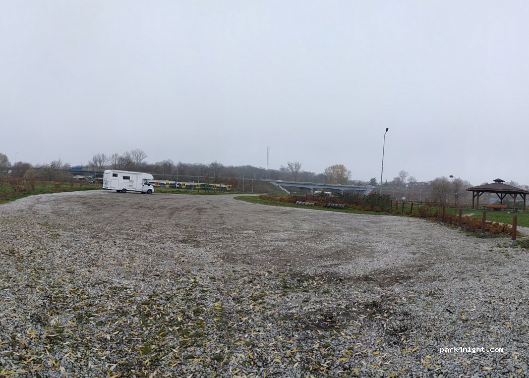 (05-100) Nowy Dwór Mazowiecki - 10 Mieszka I — foto