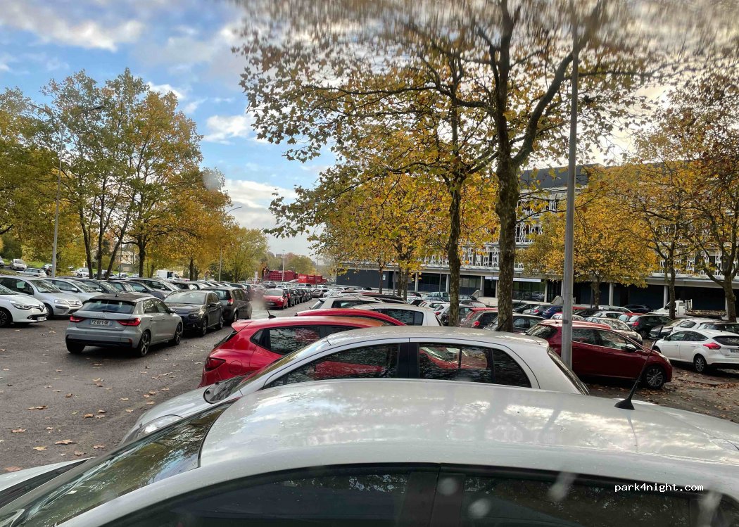 (87000) Limoges - 60 Rue du Docteur Raymond Marcland — foto