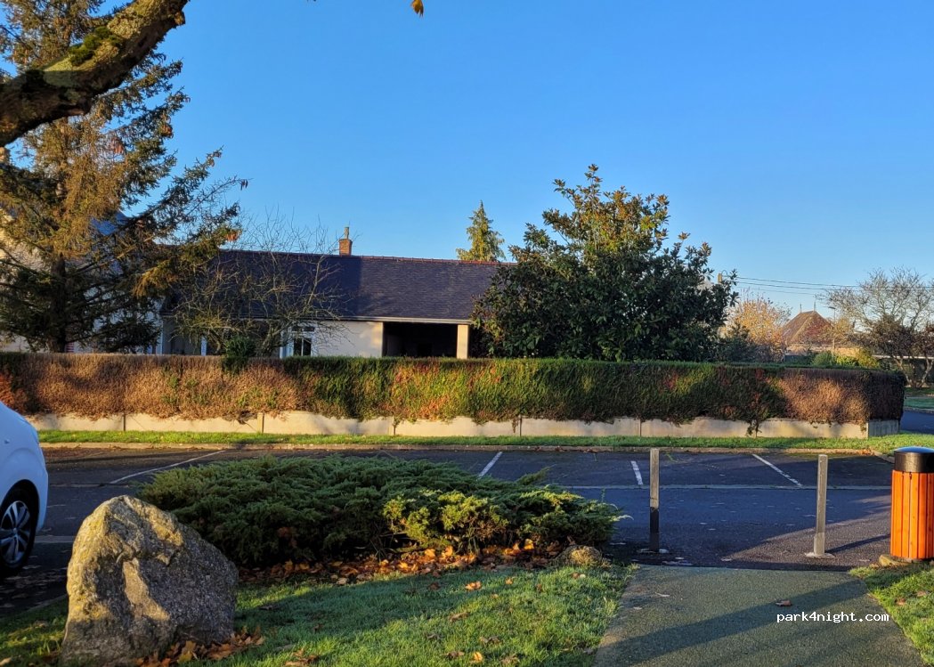 (37380) Saint-Laurent-en-Gâtines - 2 Allée des Fossettes — foto