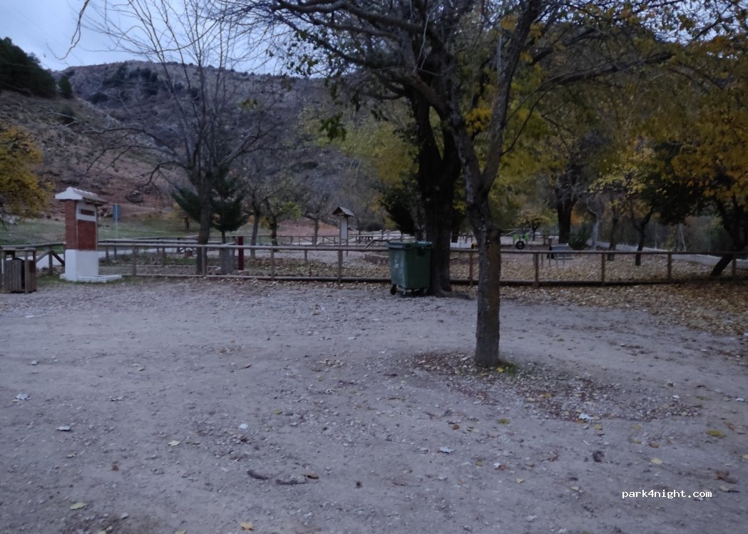 (23150) Valdepeñas de Jaén - Unnamed Road — foto