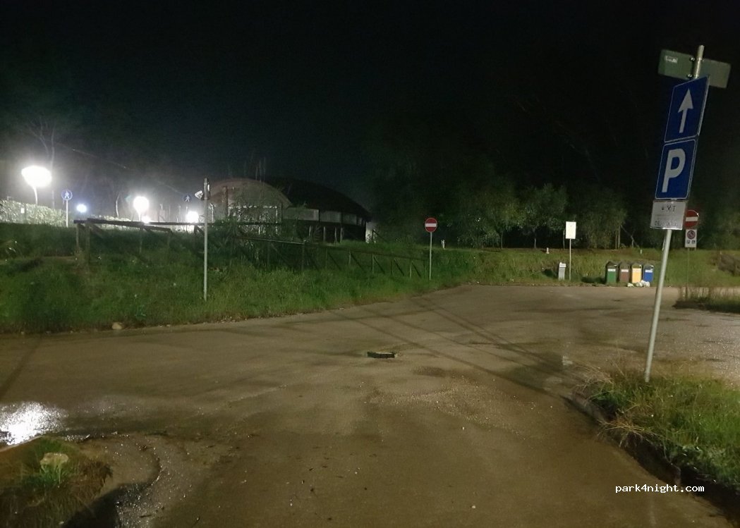 (04022) Fondi - 125 Via Ponte Baratta — foto 2