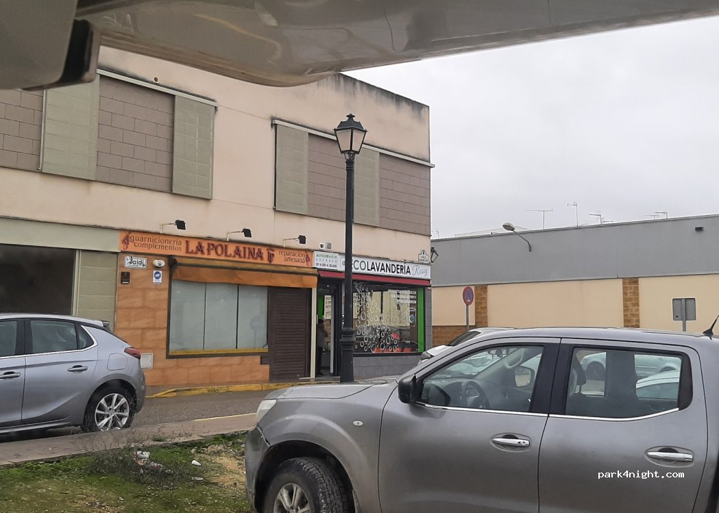 (41800) Sanlúcar la Mayor - 1 Calle Sevillanas — foto