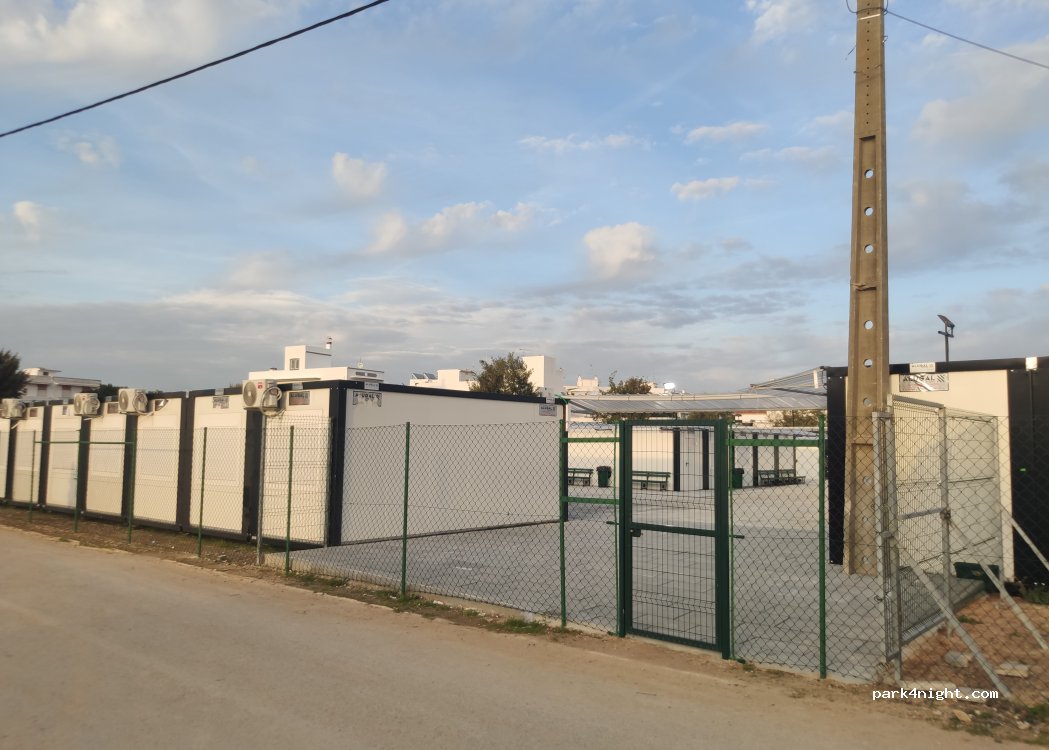 (8700-339) Olhão - 84 Largo da Feira — foto 5