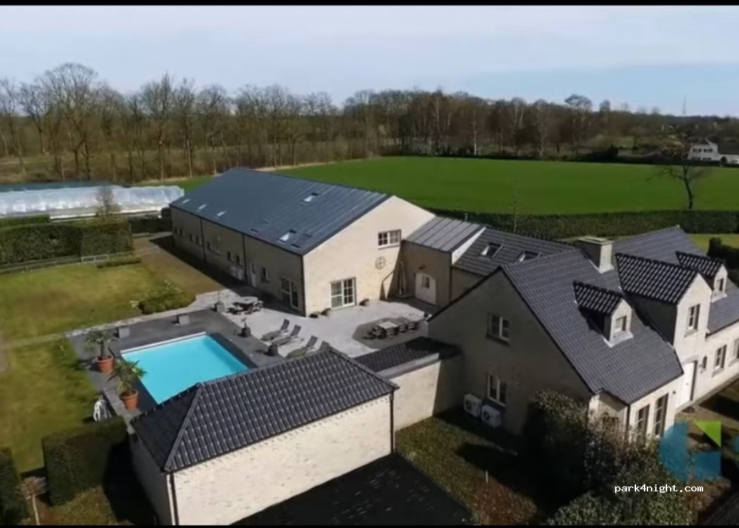De Susberg Camperplaats — foto