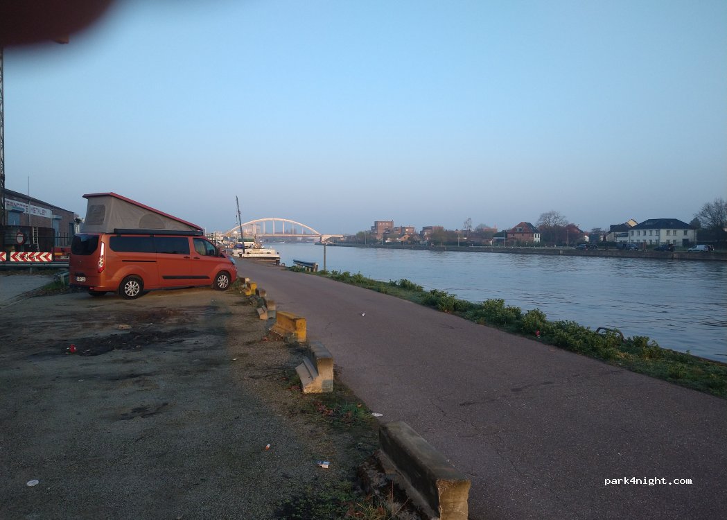 (3500) Hasselt - 3344 Scheepvaartkaai — foto 4