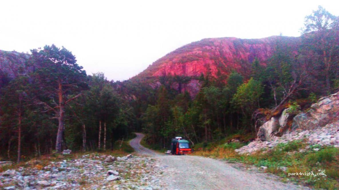 (7817)  - Unnamed Road — foto 2