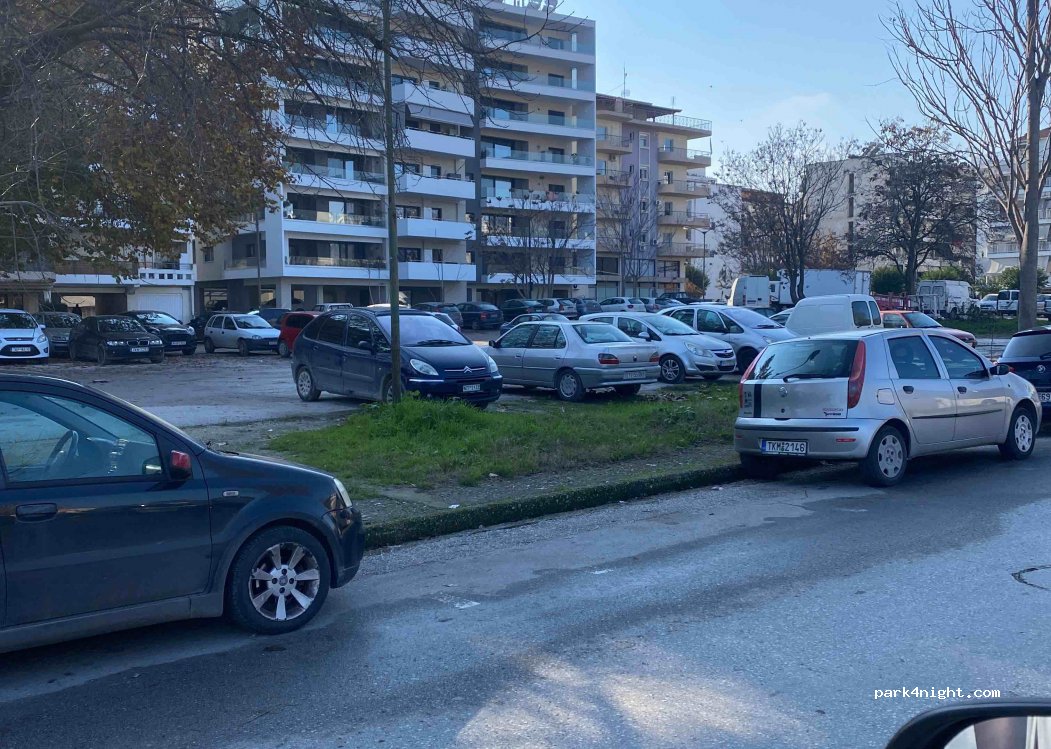 (421 00) Trikala - 19 Sarantaporou — foto