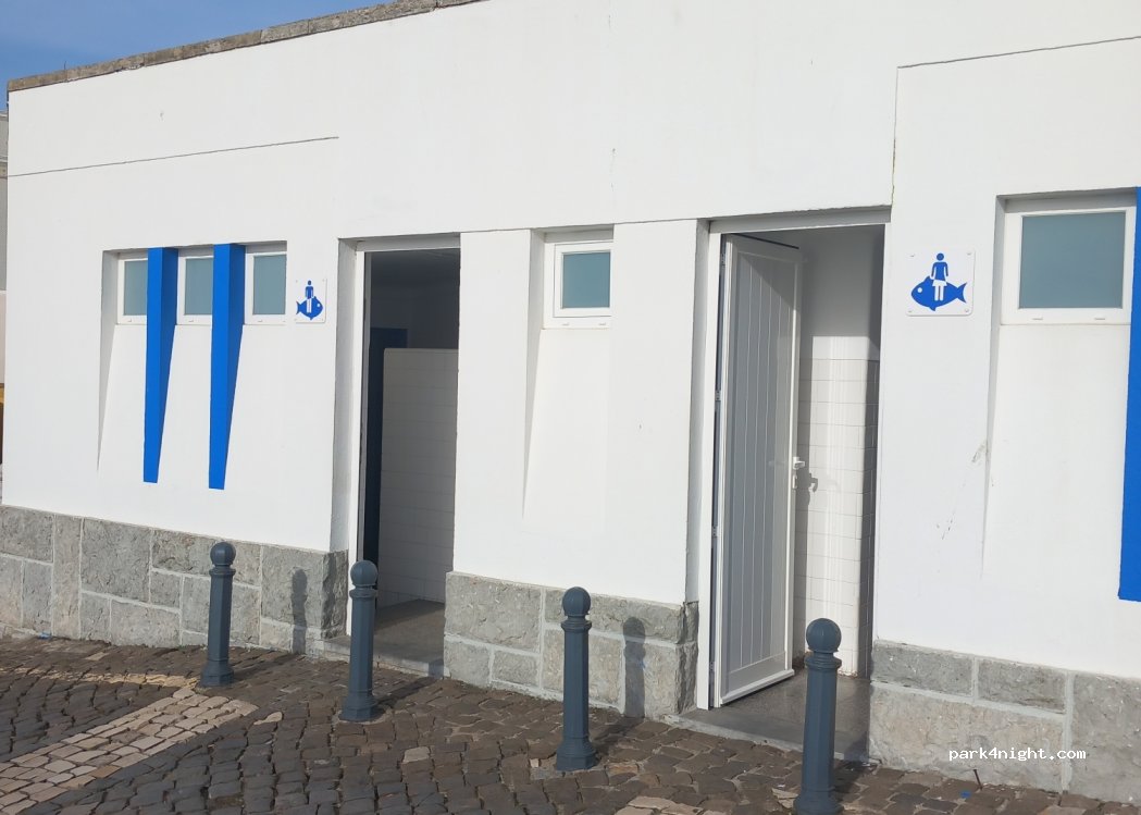 (2655-255) Ericeira - 8 Travessa Calçada do Norte — foto
