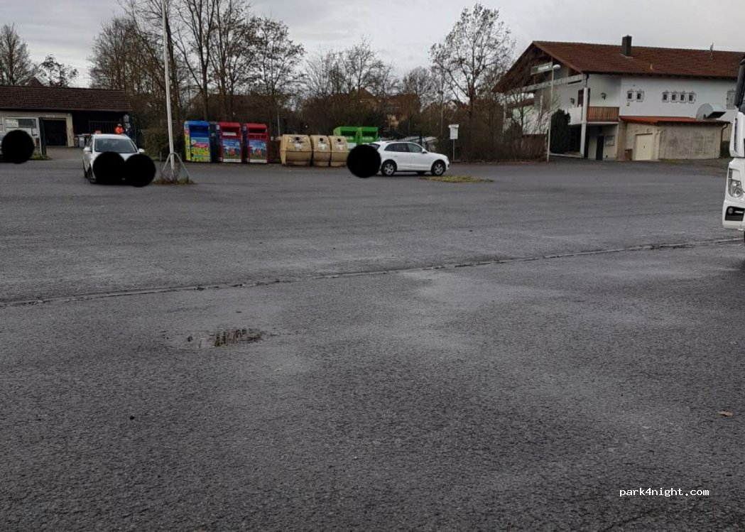 (97478) Knetzgau - 82 Hauptstraße — foto 2