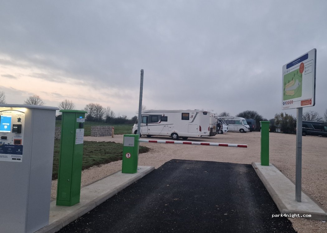 (21120) Is-sur-Tille - 17 Route de Gémeaux — foto