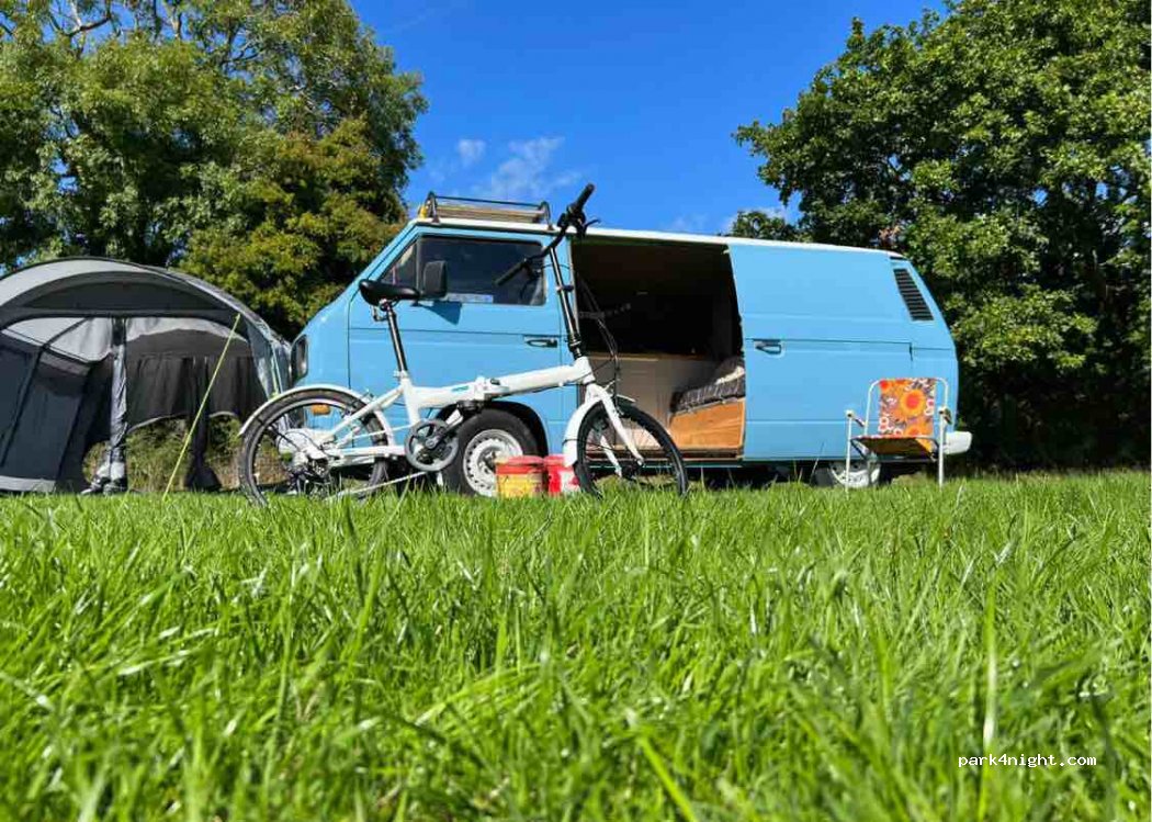 Retro Staycations Campsite — foto