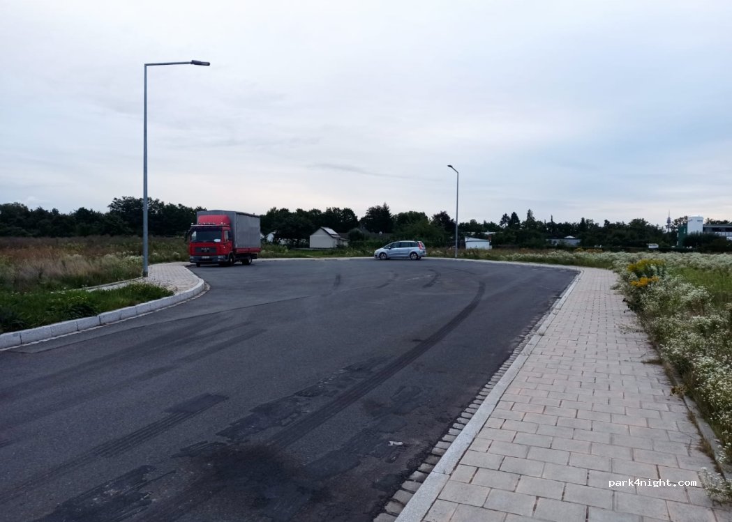 (90427) Nürnberg - 8 Hintere Dorfäckerstraße — foto 3