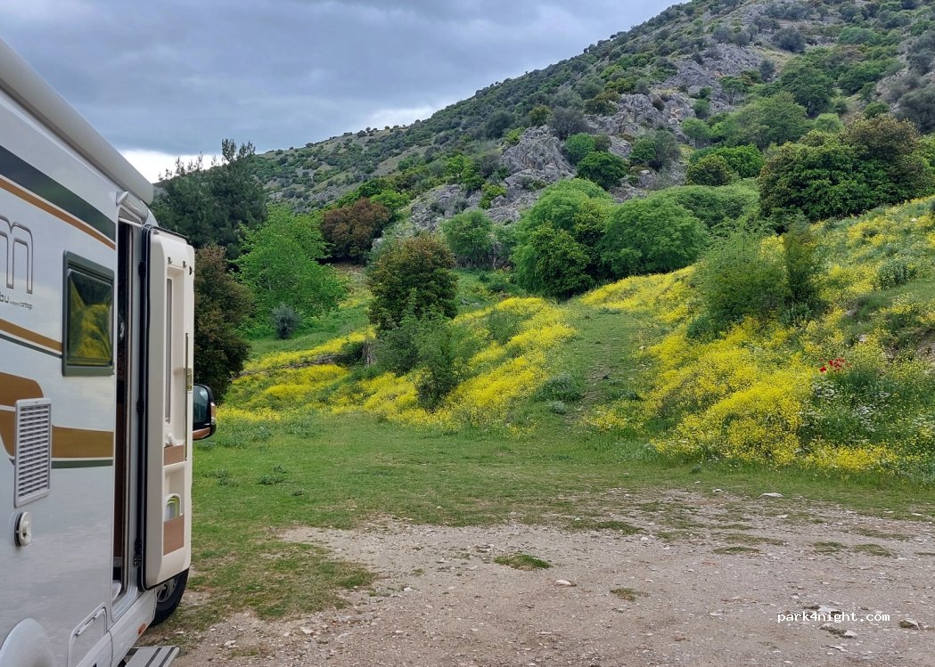 (420 31) Farkadona - — foto