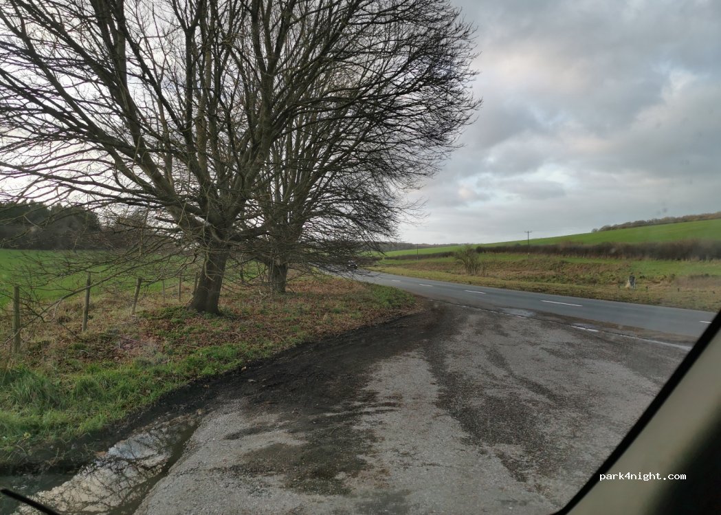 (SN8 3HT) Marlborough - A4 — foto