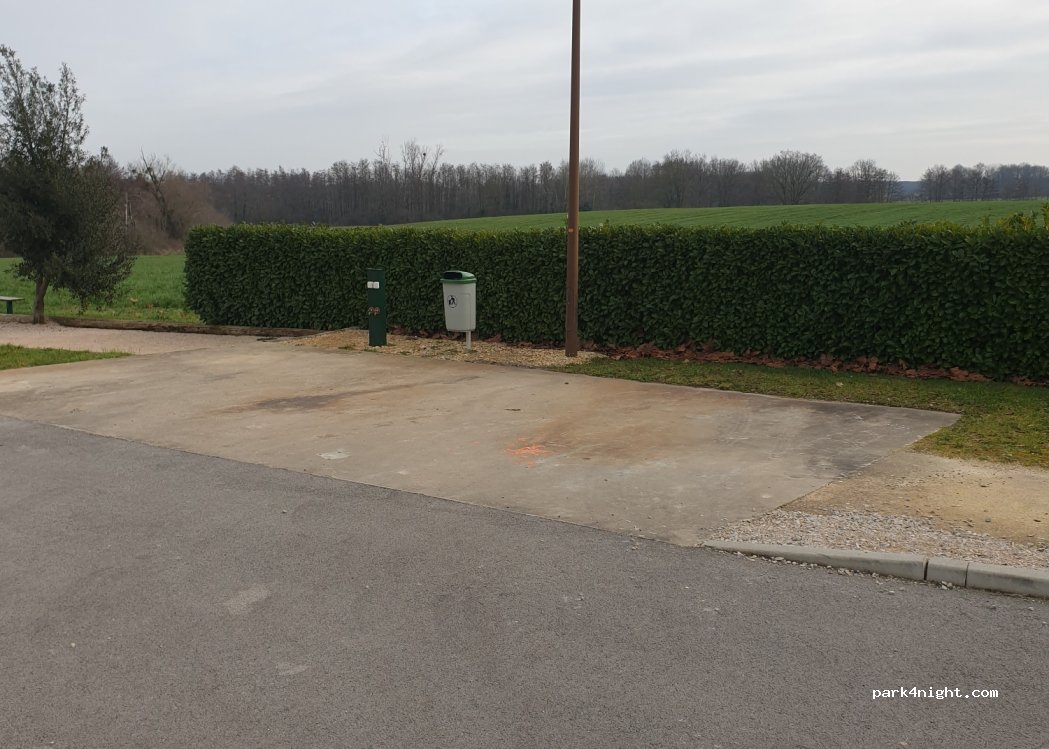 (71330) Diconne - 17 Rue du Bourg — foto