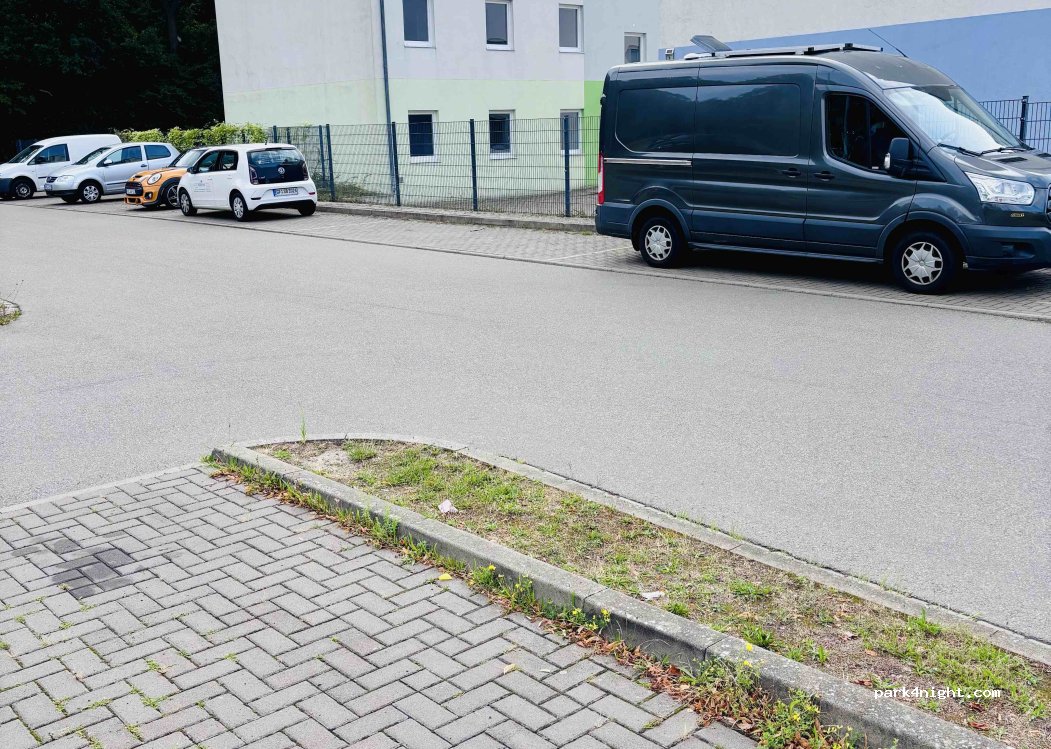 (38444) Wolfsburg - 3 Suhler Straße — foto 3