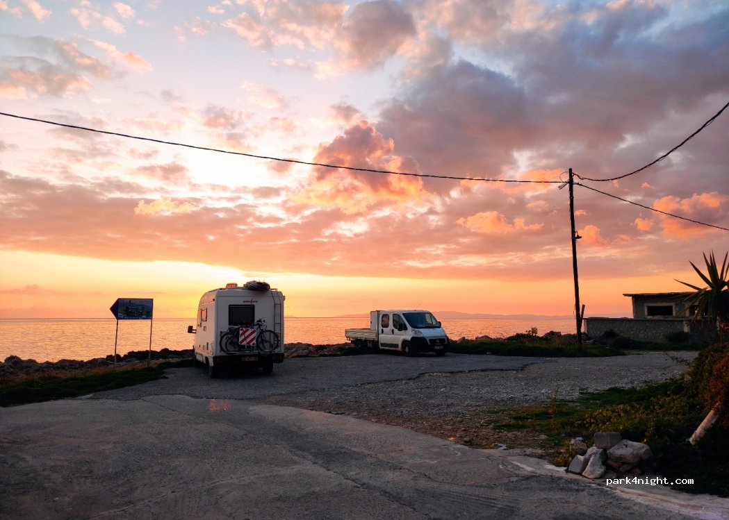 (240 24) Agios Nikolaos - Unnamed Road — foto