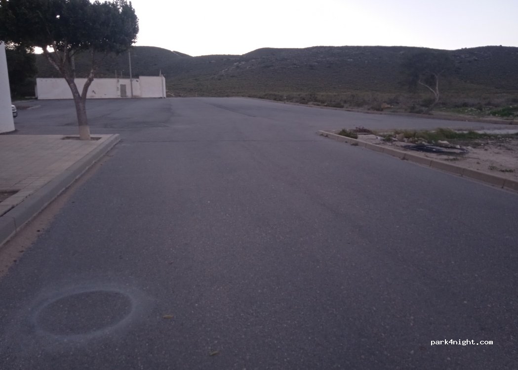 (04113) Atochares - 44 Calle Mirasierra — foto
