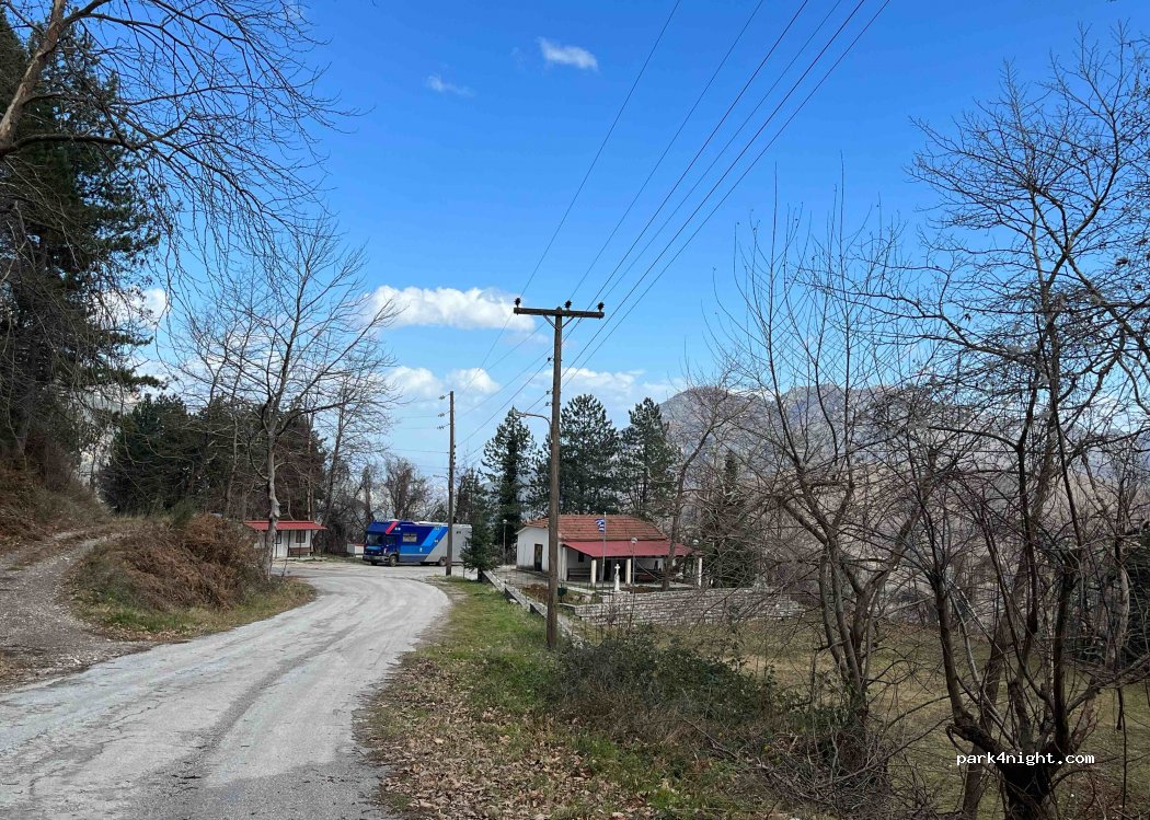 (420 32) Ropoto - Epar.Od. Paleokarias-Ropotou — foto