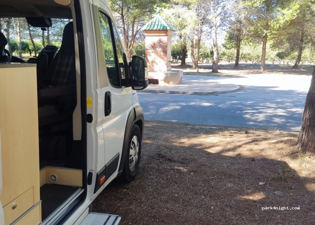 (46293) Beneixida - 11 Plaça Poligono 01 — foto 5