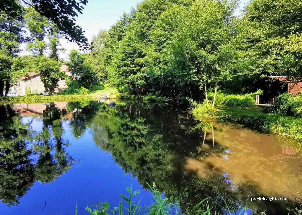 Moulin des Forges- Gites, Camping & Glamping — foto