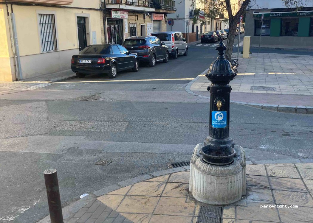 (41014) Sevilla - 5 Calle Gaspar Calderas — foto