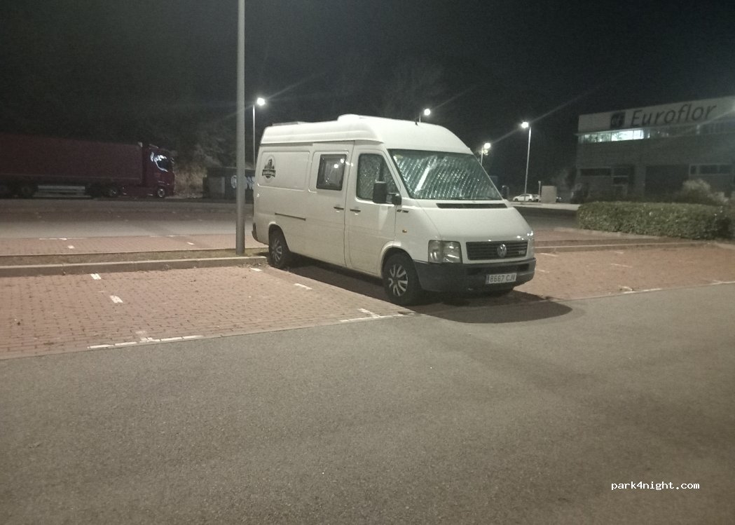 (08450) Llinars del Vallès - 150 Carrer la Tecnologia — foto