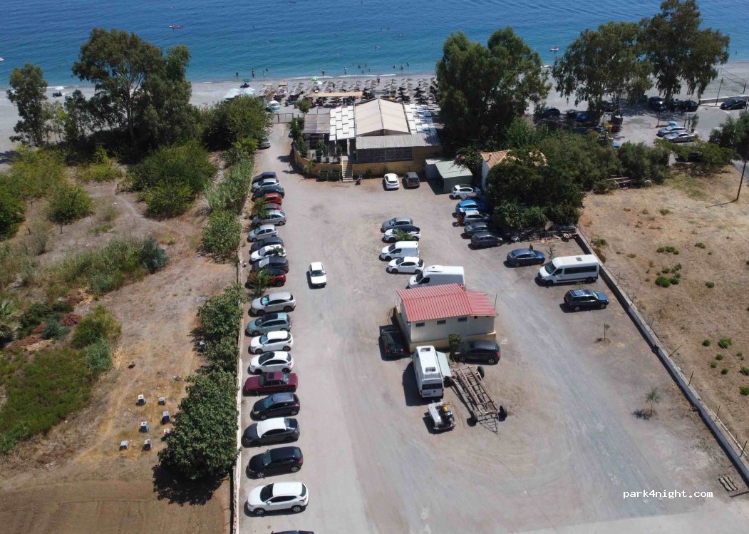 (223 00) Leonidio - Unnamed Road — foto 4