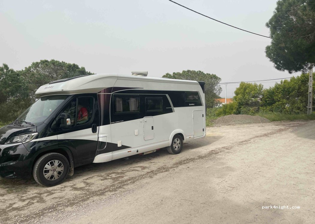 (7570) Melides - Unnamed Road — foto