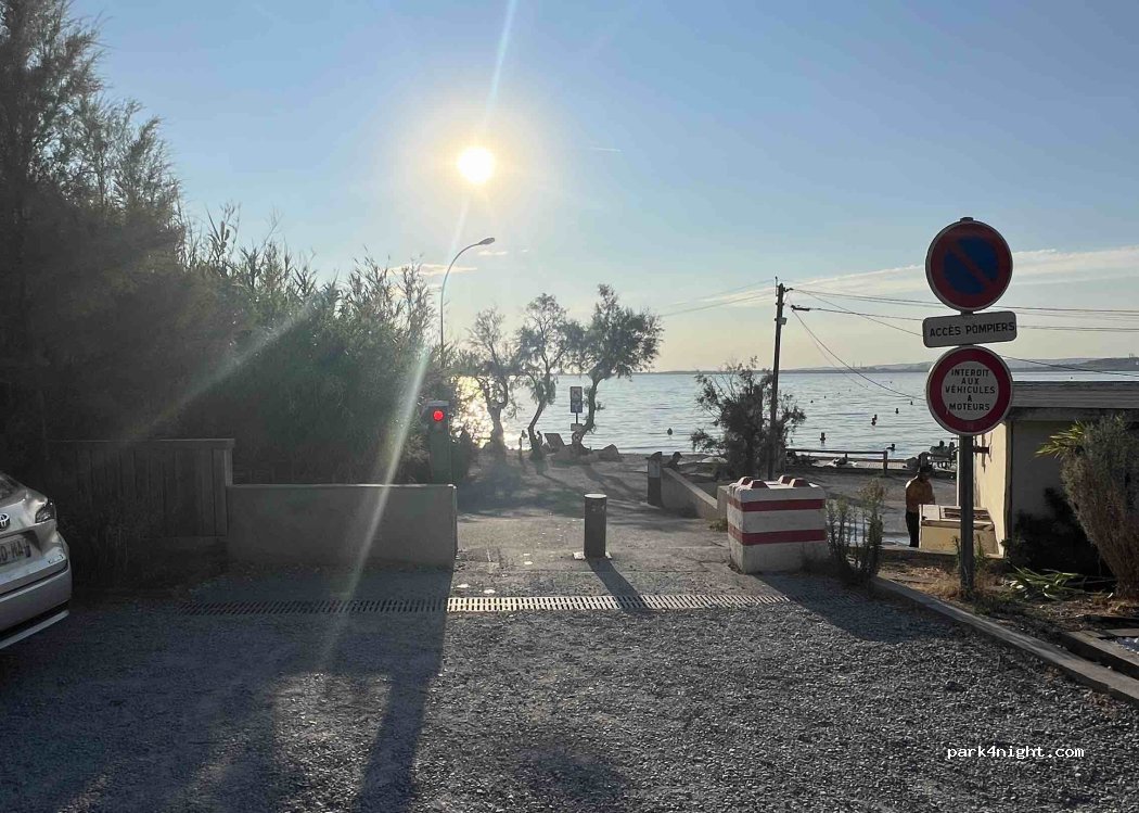 (13127) Vitrolles - 8 Plage des Marettes — foto 3