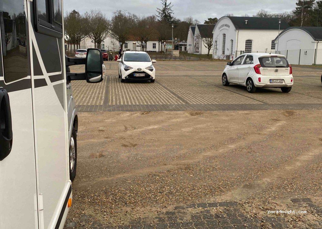 (8600) Silkeborg - 13 Gudenåvej — foto