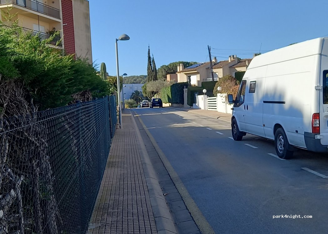 (17230) Palamós - 144 Carrer Sant Esteve — foto