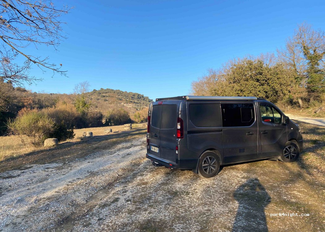 (84480) Buoux - — foto