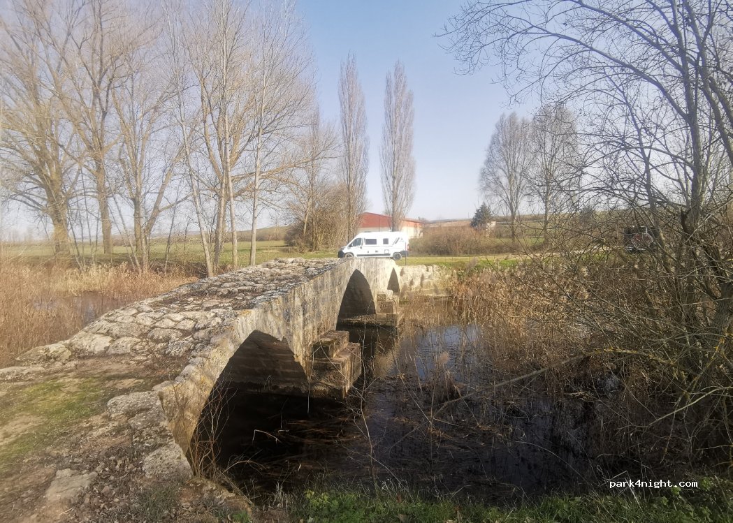 (09123) Sasamón - — foto
