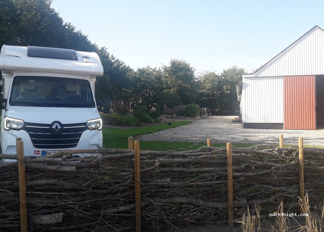 Autocamper plads — foto