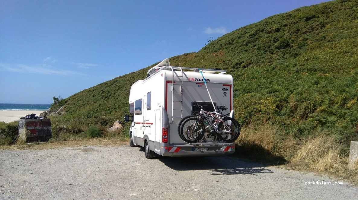(15153) Fisterra - Unnamed Road — foto