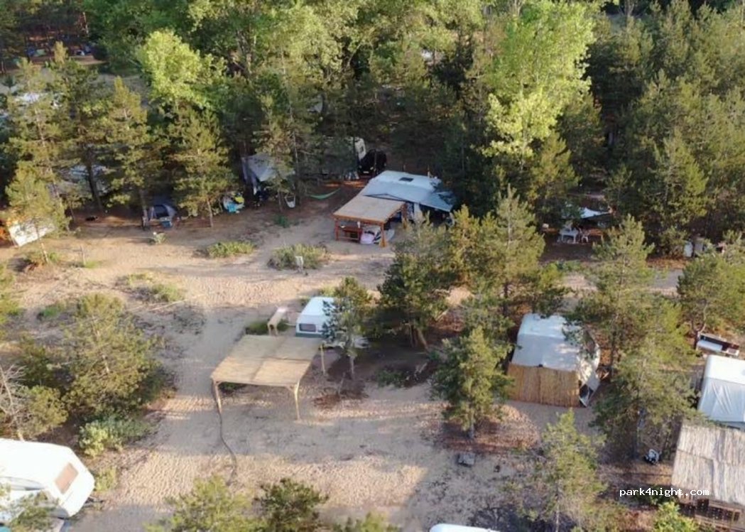 Offshore Camp — foto