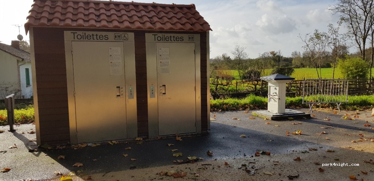 (44640) Le Pellerin - 11-21 Route de la Chauffetière — foto