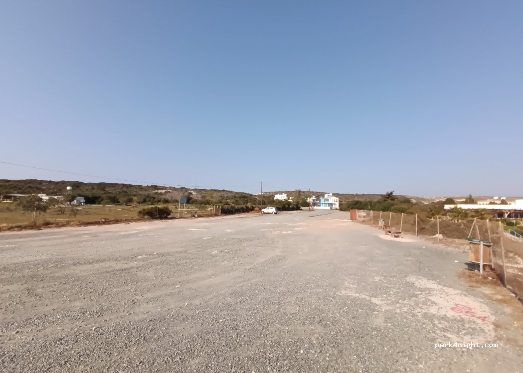 Pentakomo - Unnamed Road — foto