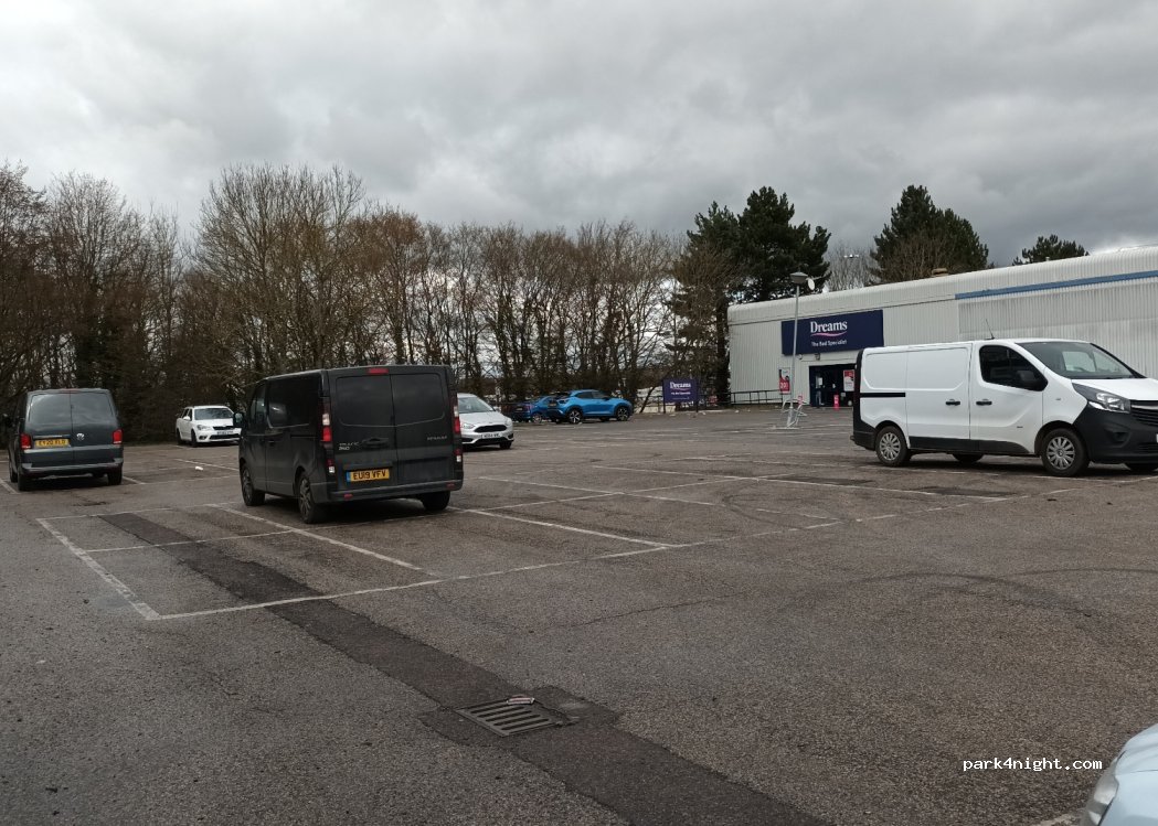 (CM20 2SU) Harlow - Edinburgh Way — foto