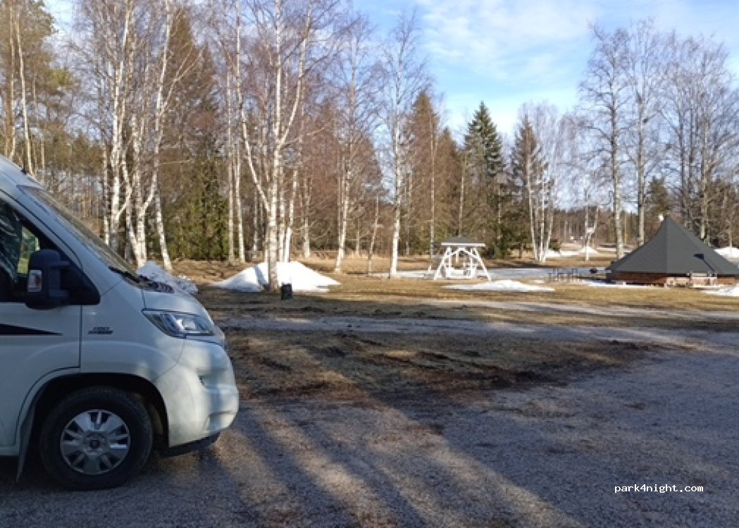 Hotel & Camping Yöpuu — foto 4