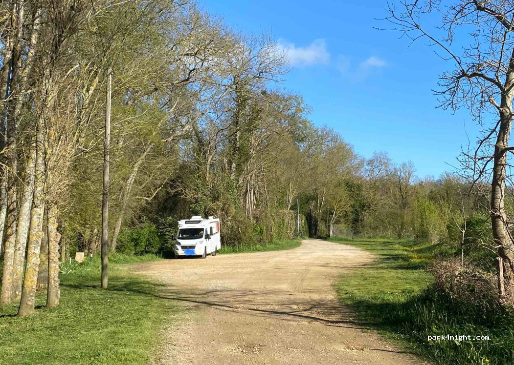 (86280) Saint-Benoît - 2001 Chemin de la Varenne — foto 2