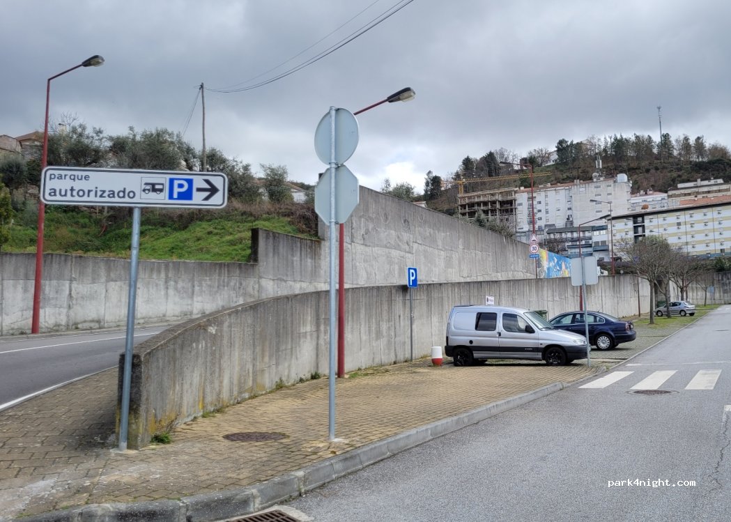 (6270) Seia - Rua Doutora Ester da Cunha Barata — foto