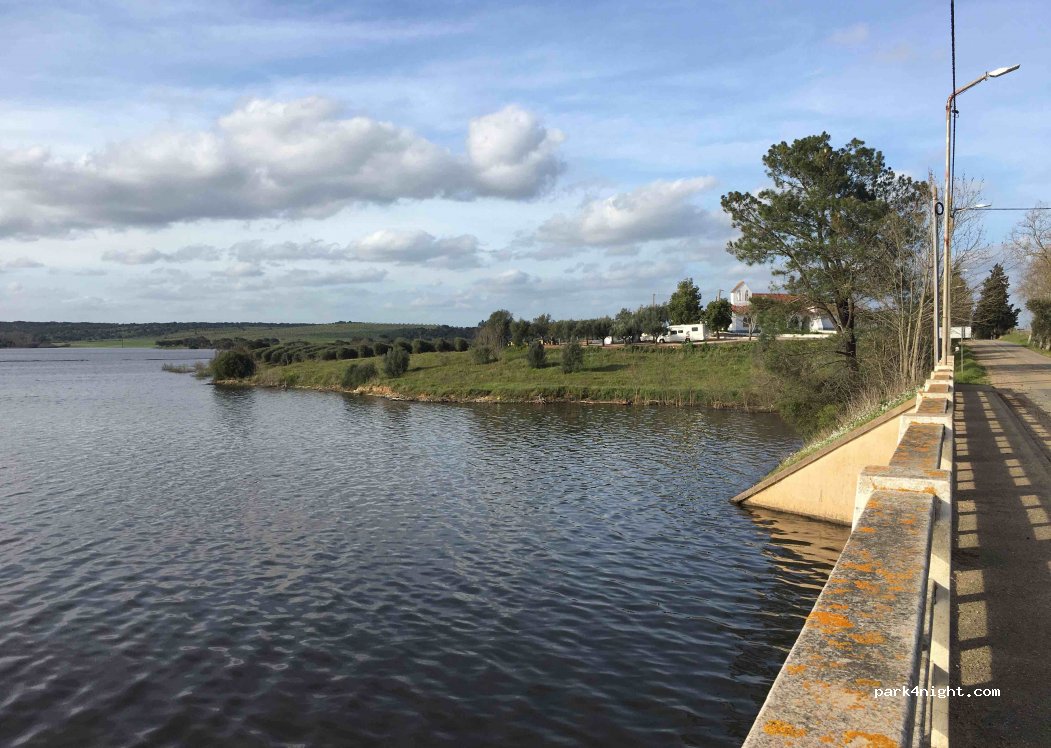 Senhora de Entre-águas,Benavila — foto