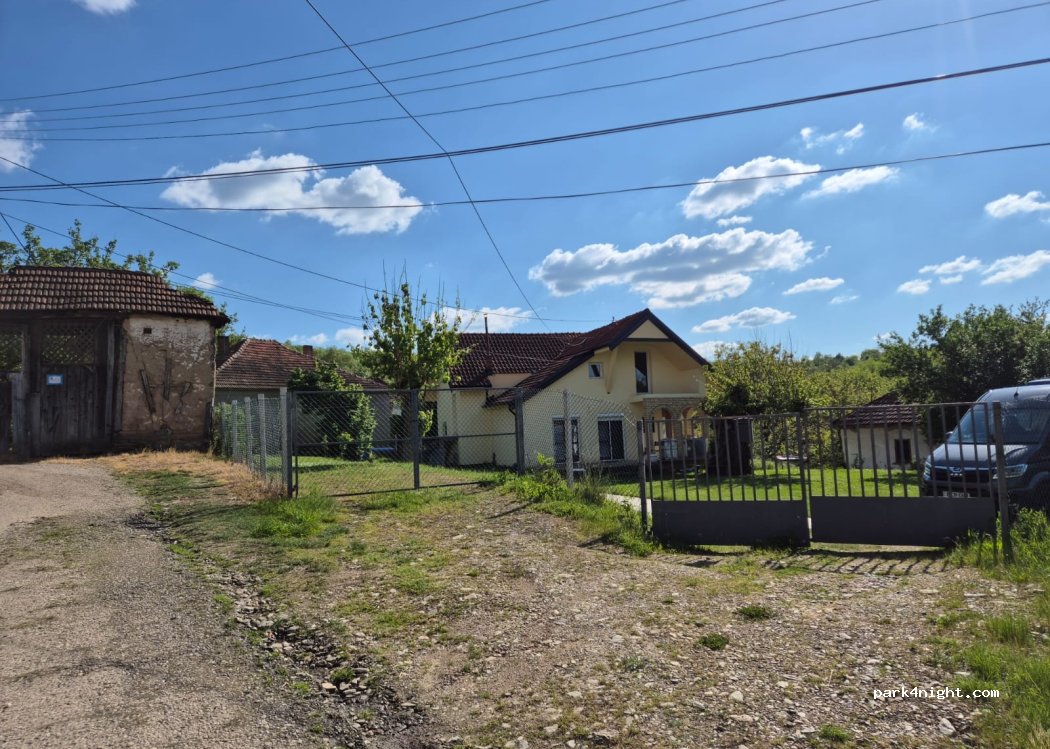 () Ladovica - — foto 5
