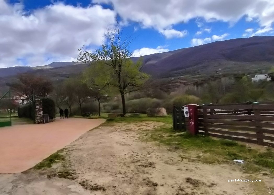 (10610) Cabezuela del Valle - — foto