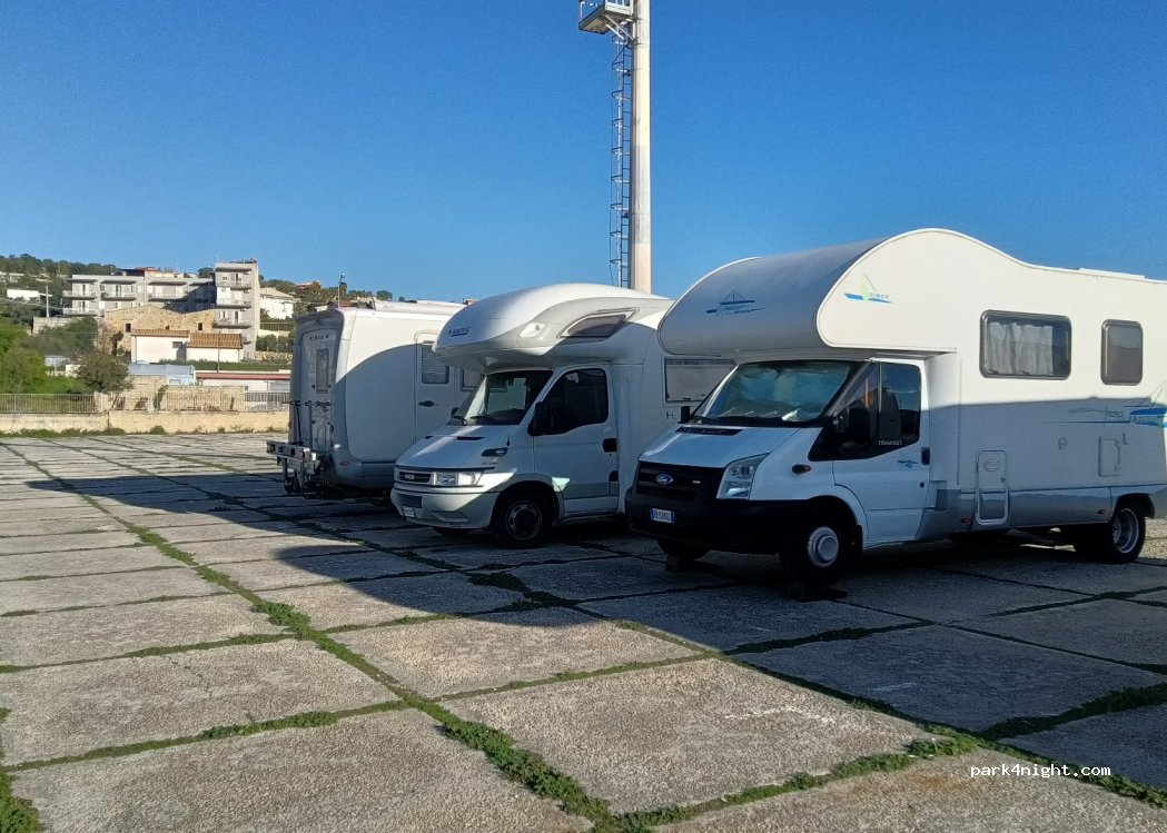 (97018) Scicli - 13 Viale del Lavoro — foto